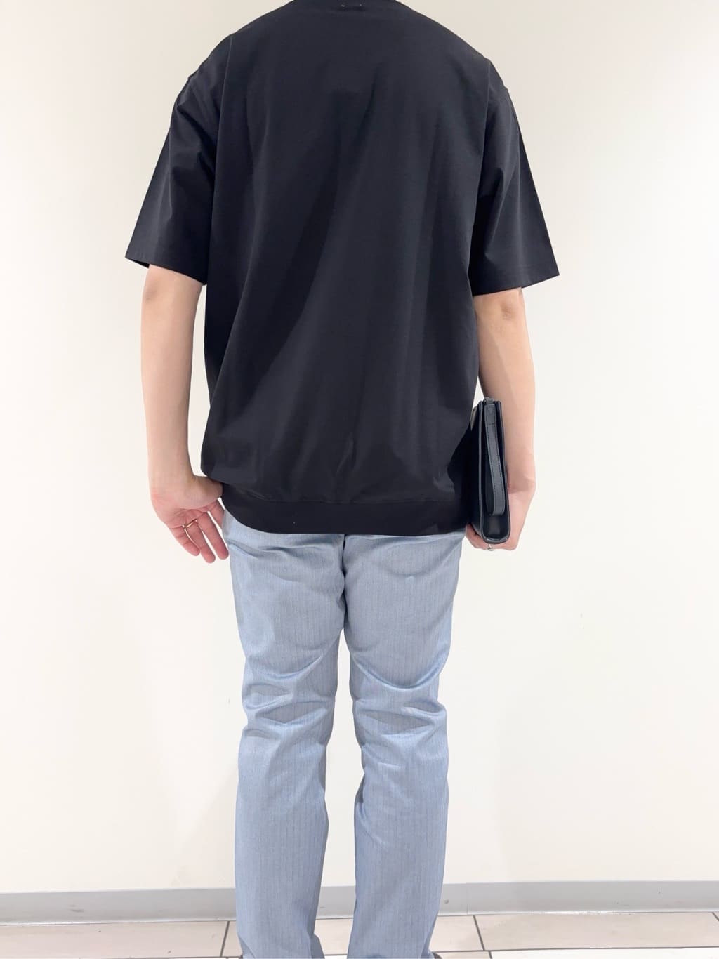 及川さんの「TAKEO KIKUCHI｜【抗菌防臭／5サイズ展開】ハイゲージポンチ Tシャツ」を使ったコーディネート