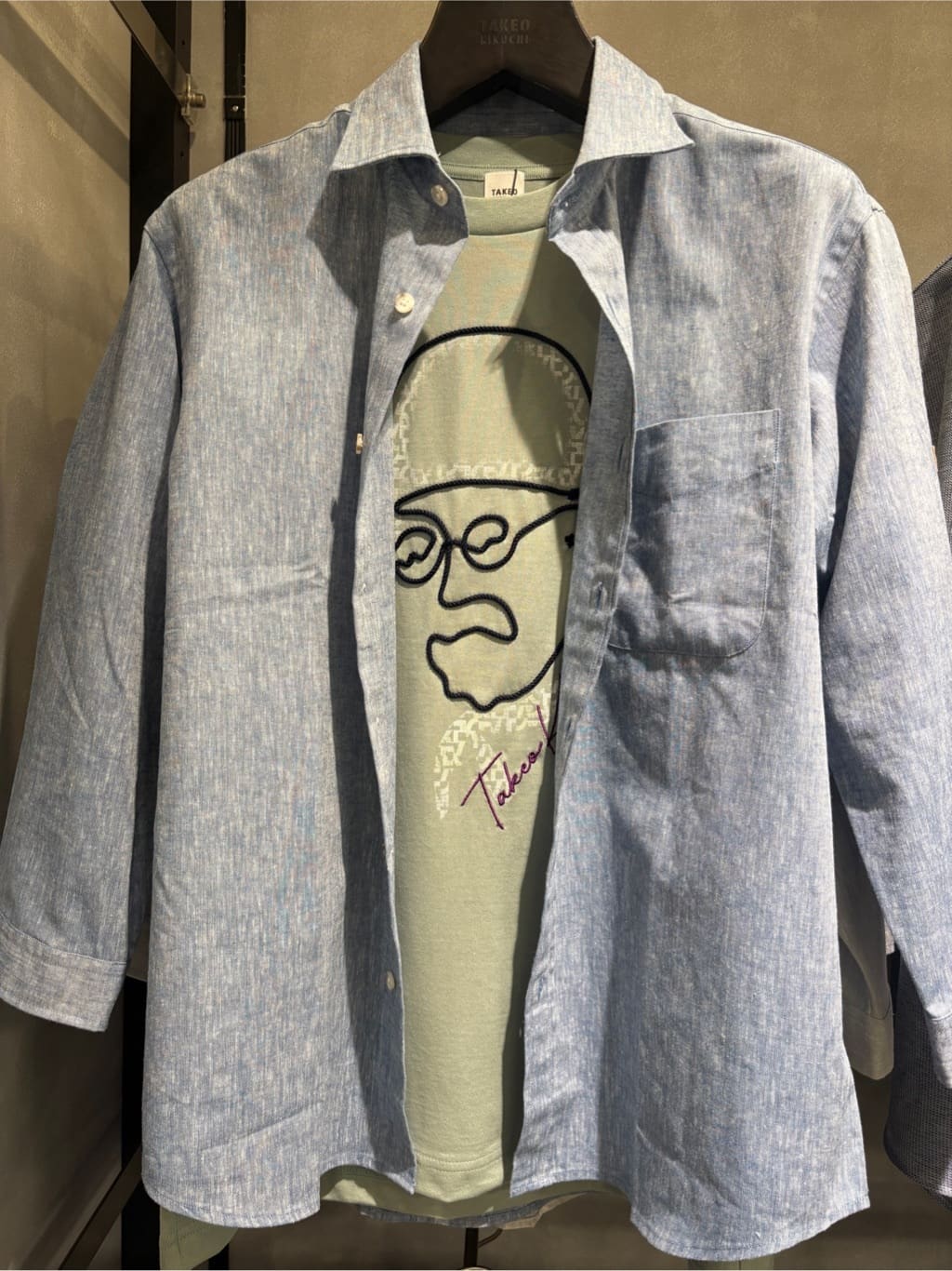 s___sさんの「TAKEO KIKUCHI｜◆【Sサイズ～】フェイスロープ刺繍 天竺Tシャツ」を使ったコーディネート