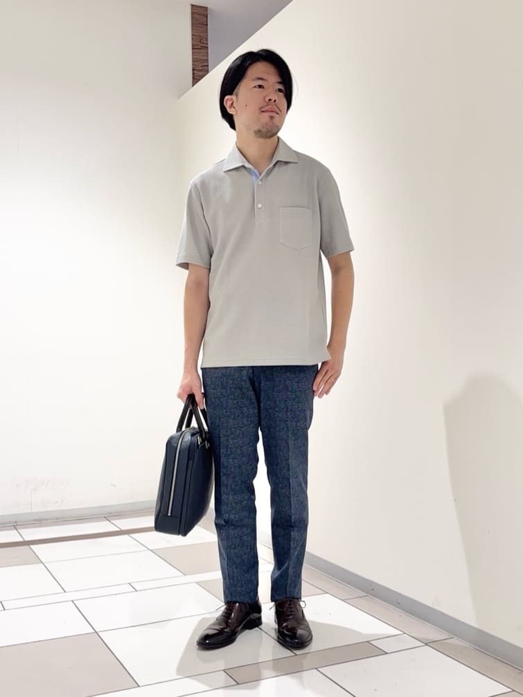 及川さんの「TAKEO KIKUCHI｜【抗菌防臭／9色5サイズ展開】ハニカムメランジ ポロシャツ」を使ったコーディネート