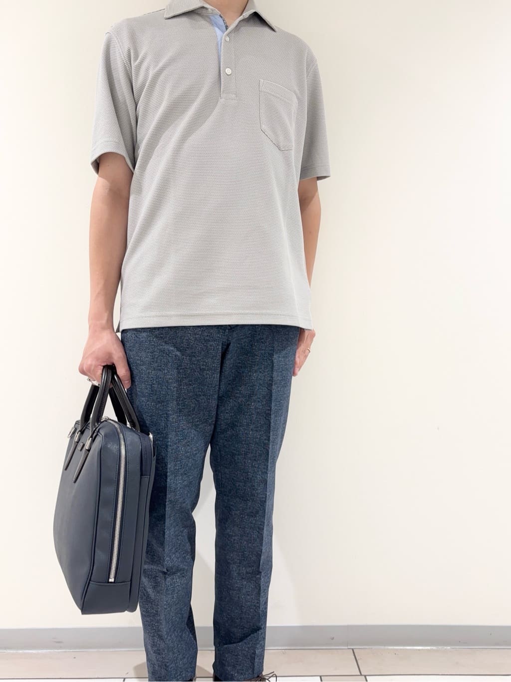 及川さんの「TAKEO KIKUCHI｜【抗菌防臭／9色5サイズ展開】ハニカムメランジ ポロシャツ」を使ったコーディネート