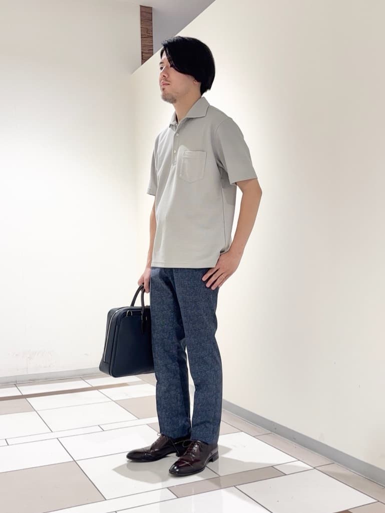 及川さんの「TAKEO KIKUCHI｜【抗菌防臭／9色5サイズ展開】ハニカムメランジ ポロシャツ」を使ったコーディネート