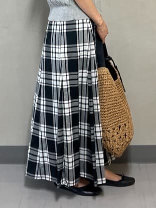 Minaさんの「Dessin｜」を使ったコーディネート