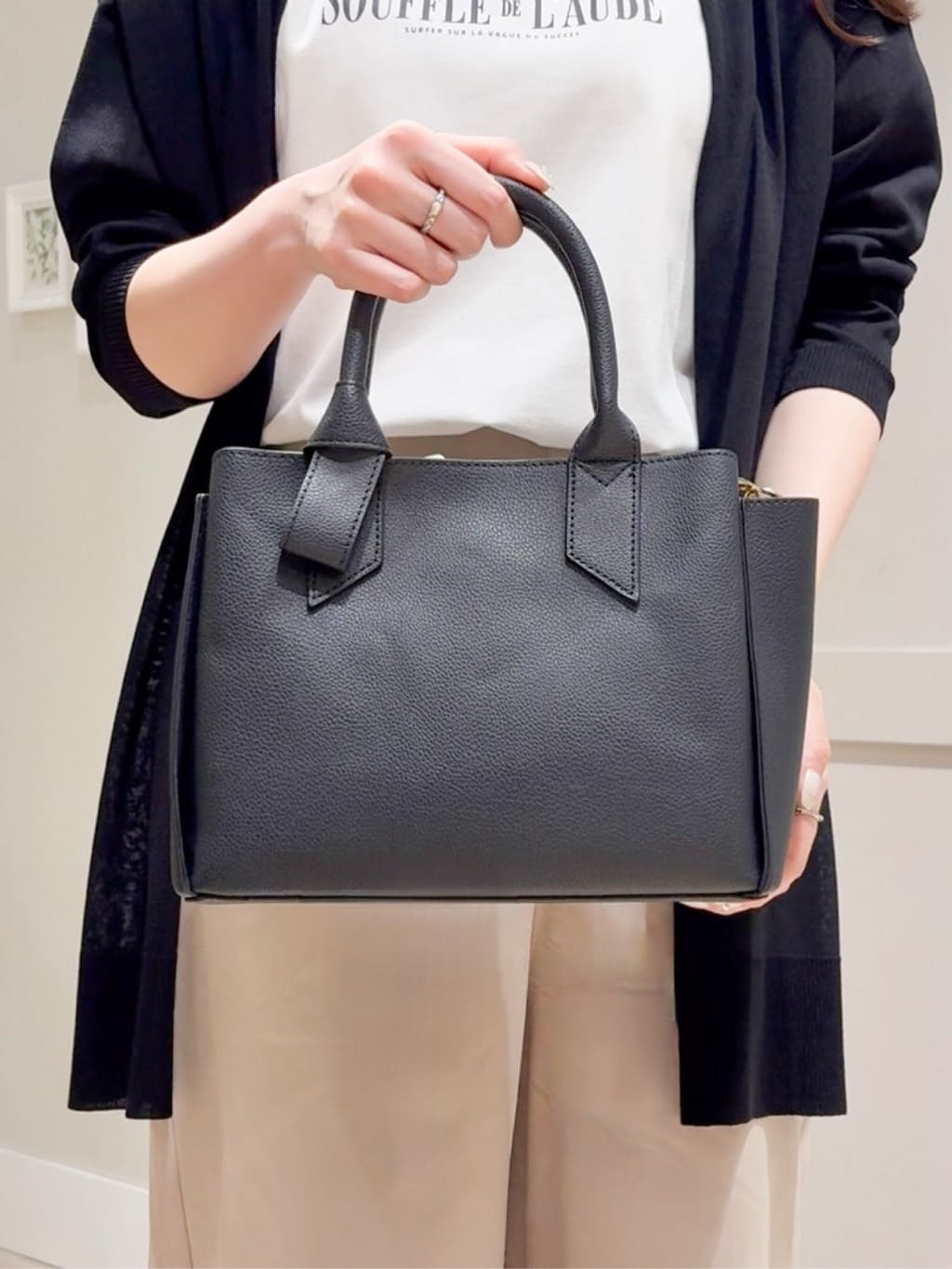 Mayuさんの「grove｜サマーハイパーストレッチワイドパンツ」を使ったコーディネート