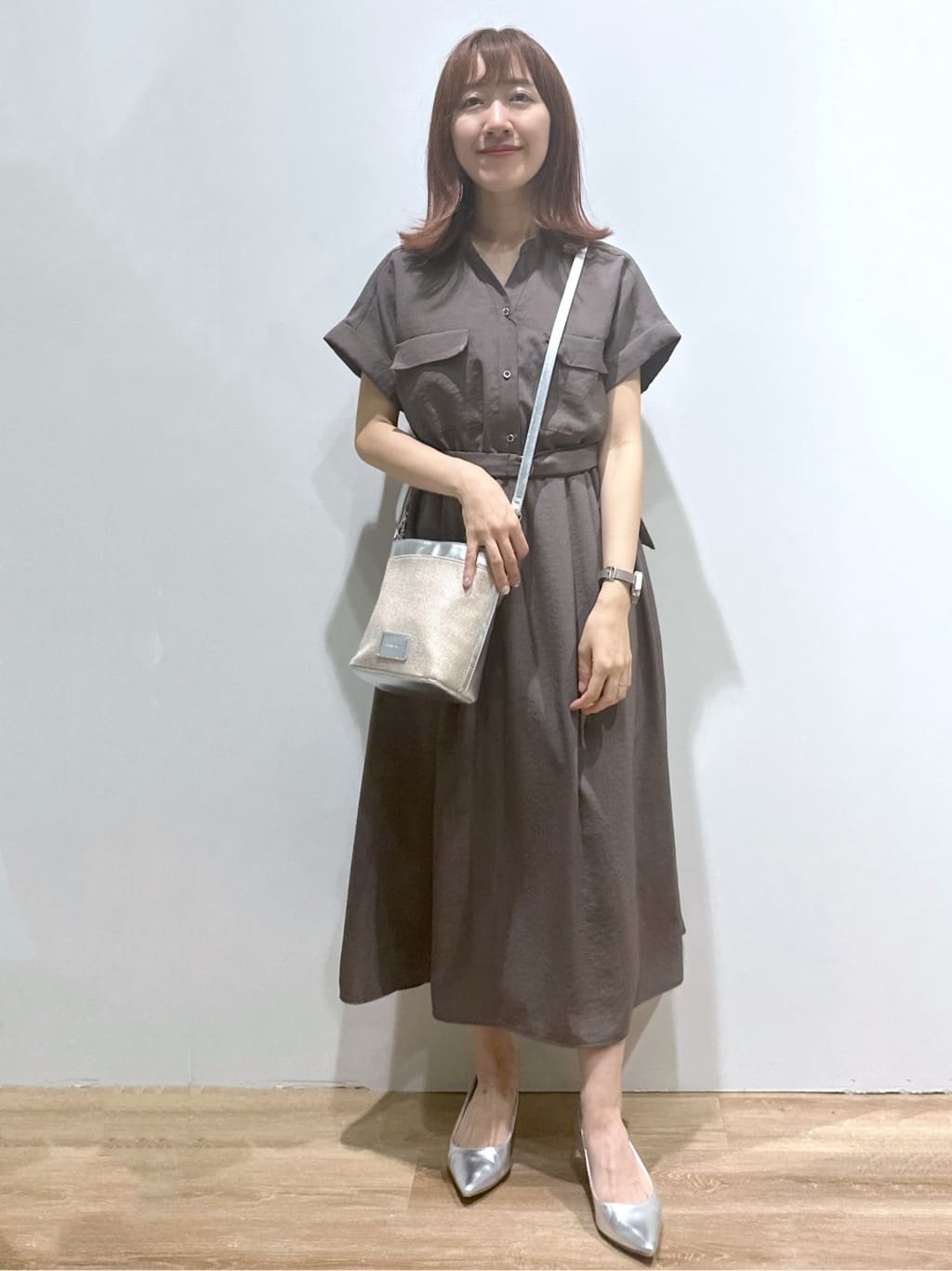 yukaさんの「OPAQUE.CLIP｜《7色展開／XS-LLサイズ》ダブルポケットスキッパーシャツワンピース【吸水速乾／防シワ／イージーア」を使ったコーディネート