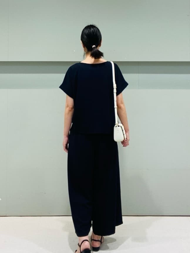hitomiさんの「UNTITLED｜」を使ったコーディネート