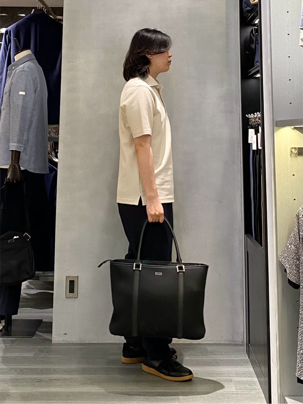 nishiさんの「TAKEO KIKUCHI｜【抗菌防臭／9色5サイズ展開】ハニカムメランジ ポロシャツ」を使ったコーディネート