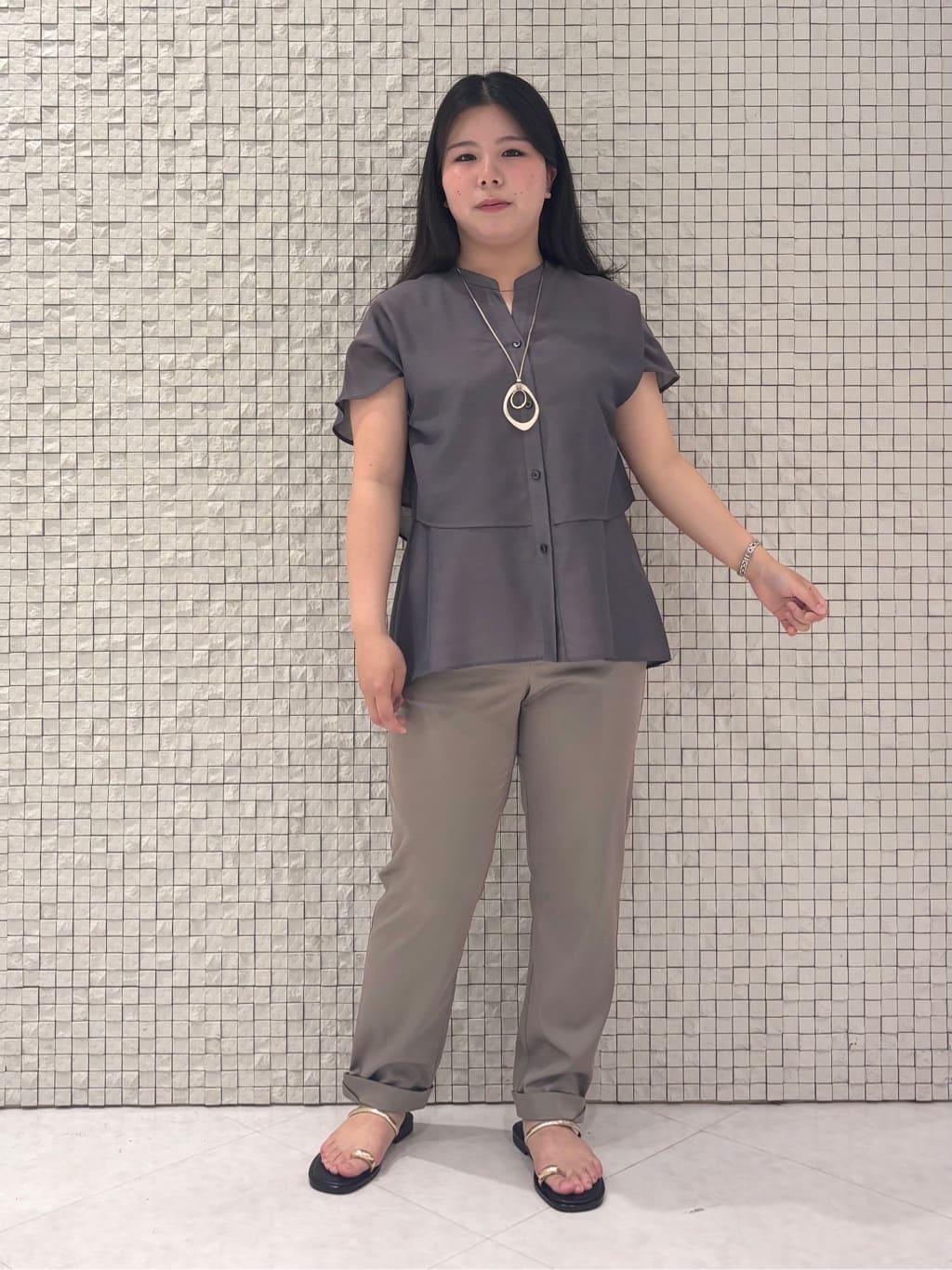 MEGUMIさんの「INDIVI｜」を使ったコーディネート