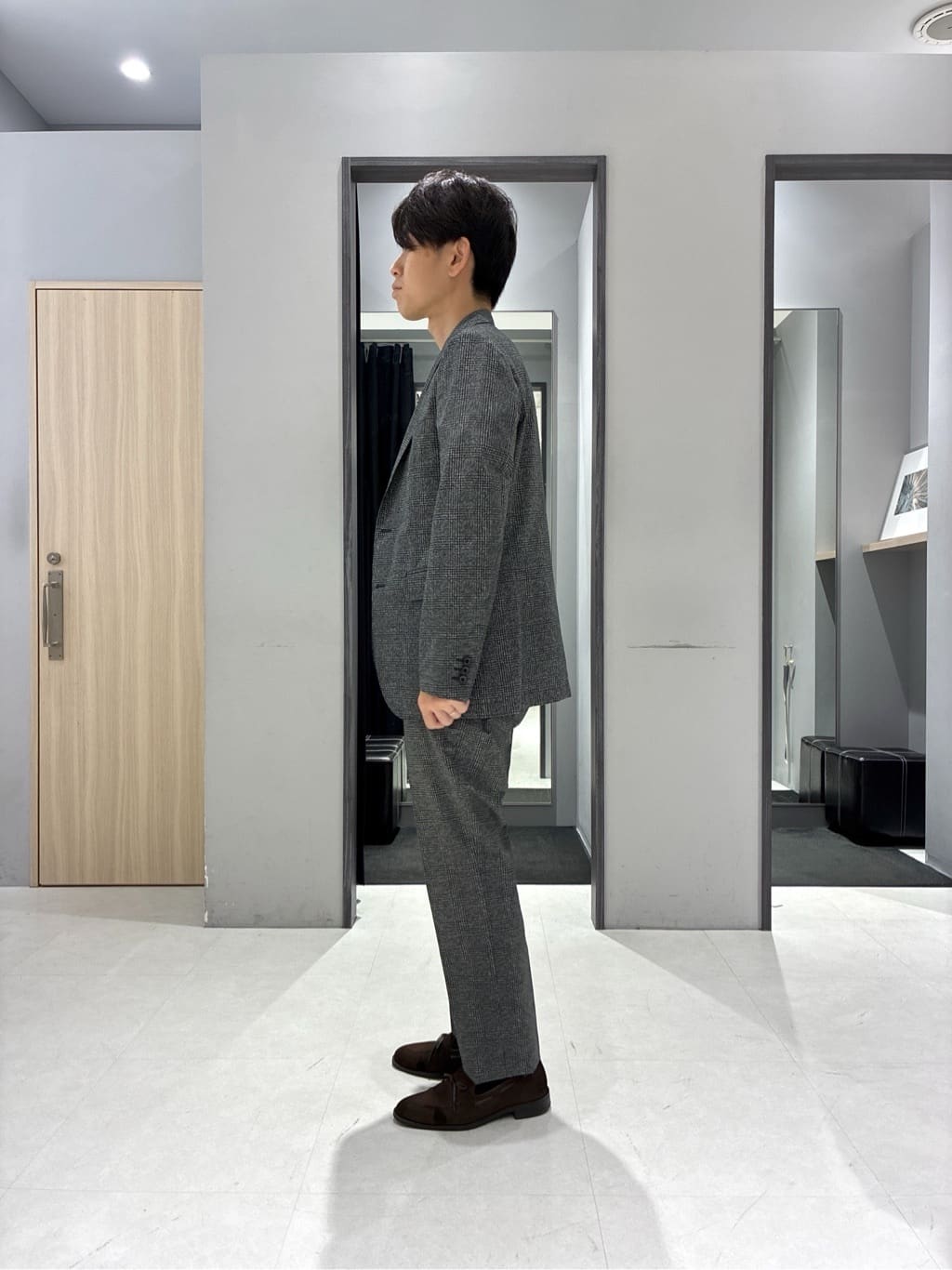 わいずみさんの「TAKEO KIKUCHI｜【抗菌防臭】COOL DOTS（R）ドビープリント ジャケット」を使ったコーディネート