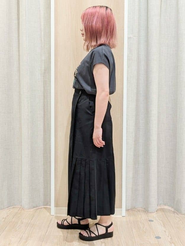 minさんの「grove｜【Lee&times;grove別注】PRINT　SLEEVELESS T-SHIRTS」を使ったコーディネート