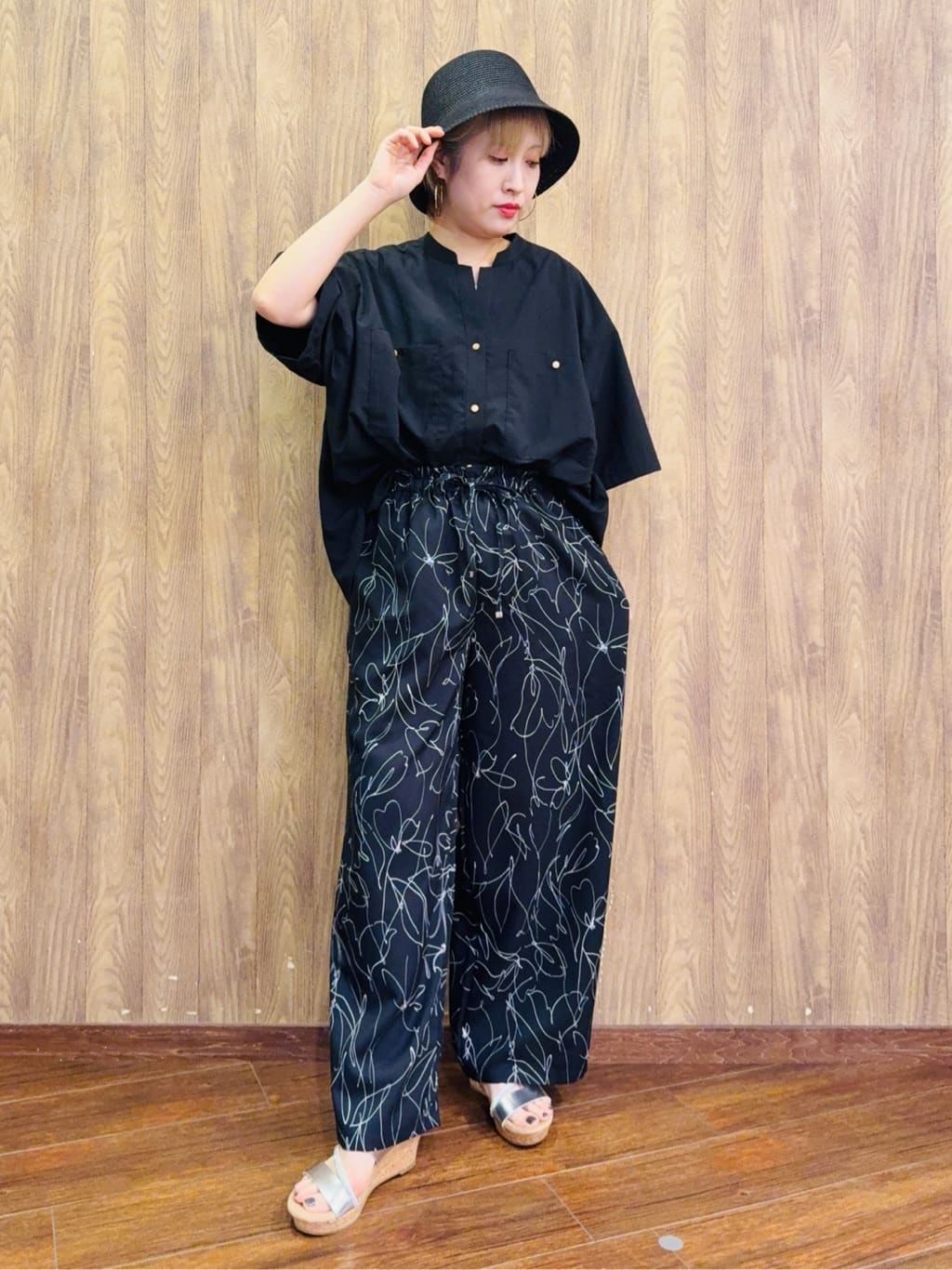 ちばみさんの「SHOO･LA･RUE｜」を使ったコーディネート