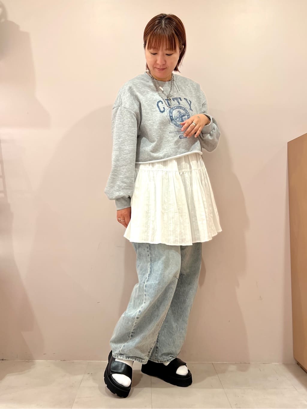 TAKAさんの「ESPERANZA｜ダブルベルト厚底サンダル」を使ったコーディネート