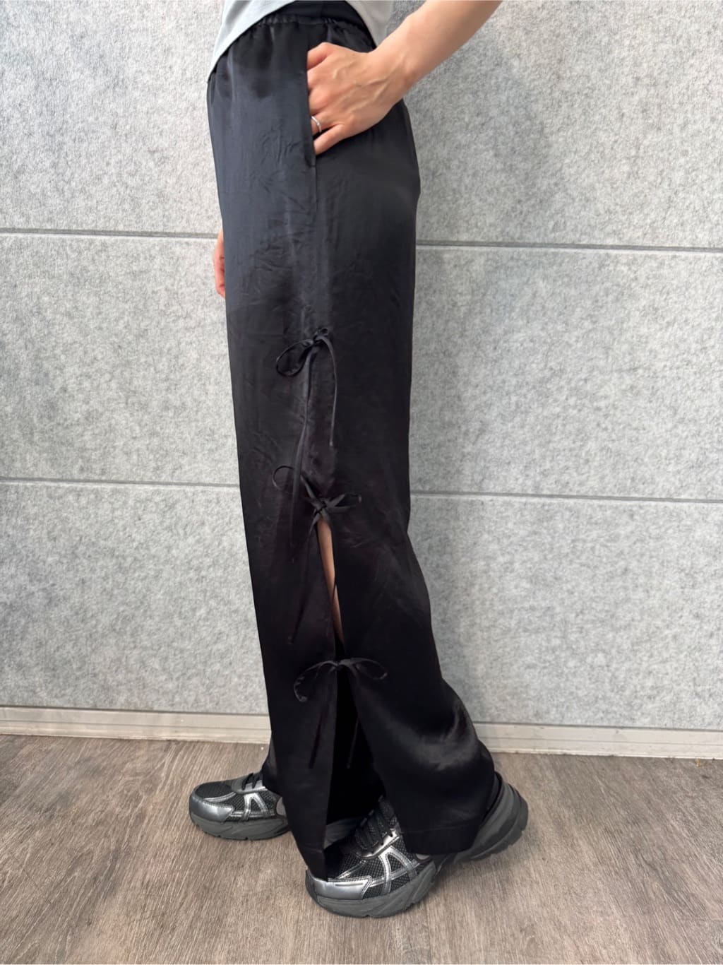 uchi__yamaさんの「CODE A｜compact edge tee」を使ったコーディネート
