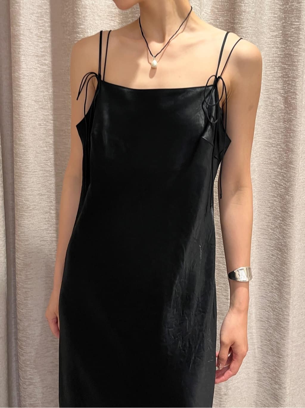 Rielさんの「CODE A｜ribbon cami dress」を使ったコーディネート
