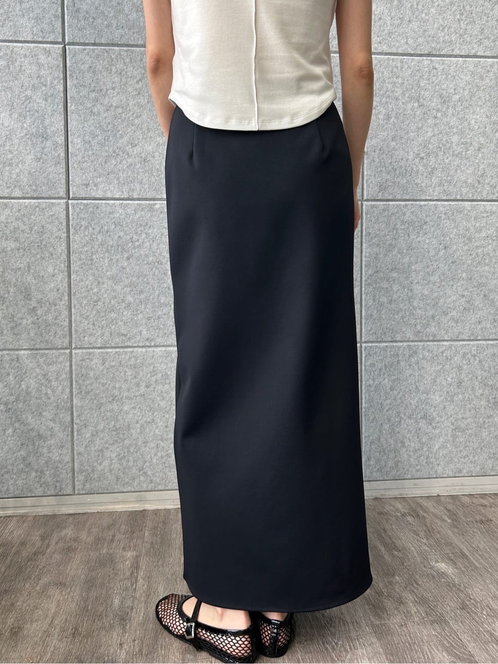 harunaさんの「CODE A｜slit jersey skirt」を使ったコーディネート