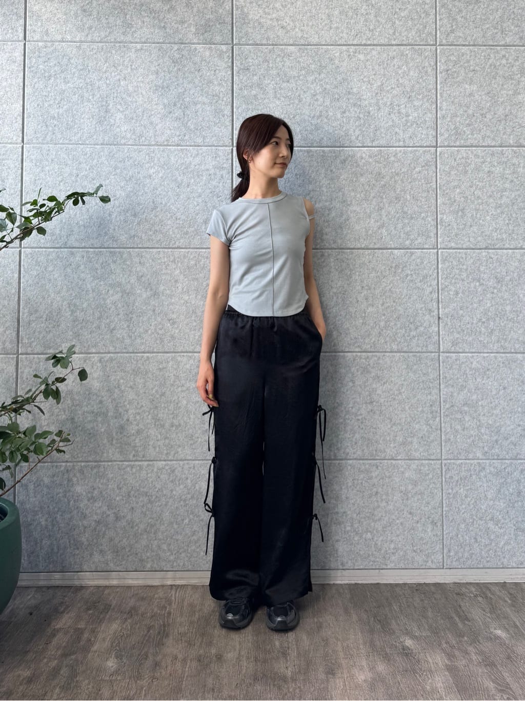 uchi__yamaさんの「CODE A｜compact edge tee」を使ったコーディネート