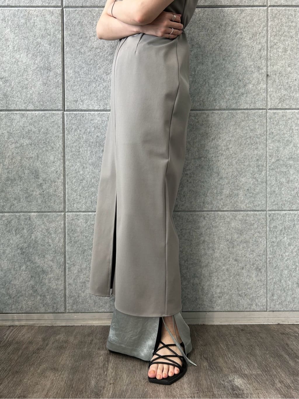 honoka Aさんの「CODE A｜slit jersey dress」を使ったコーディネート