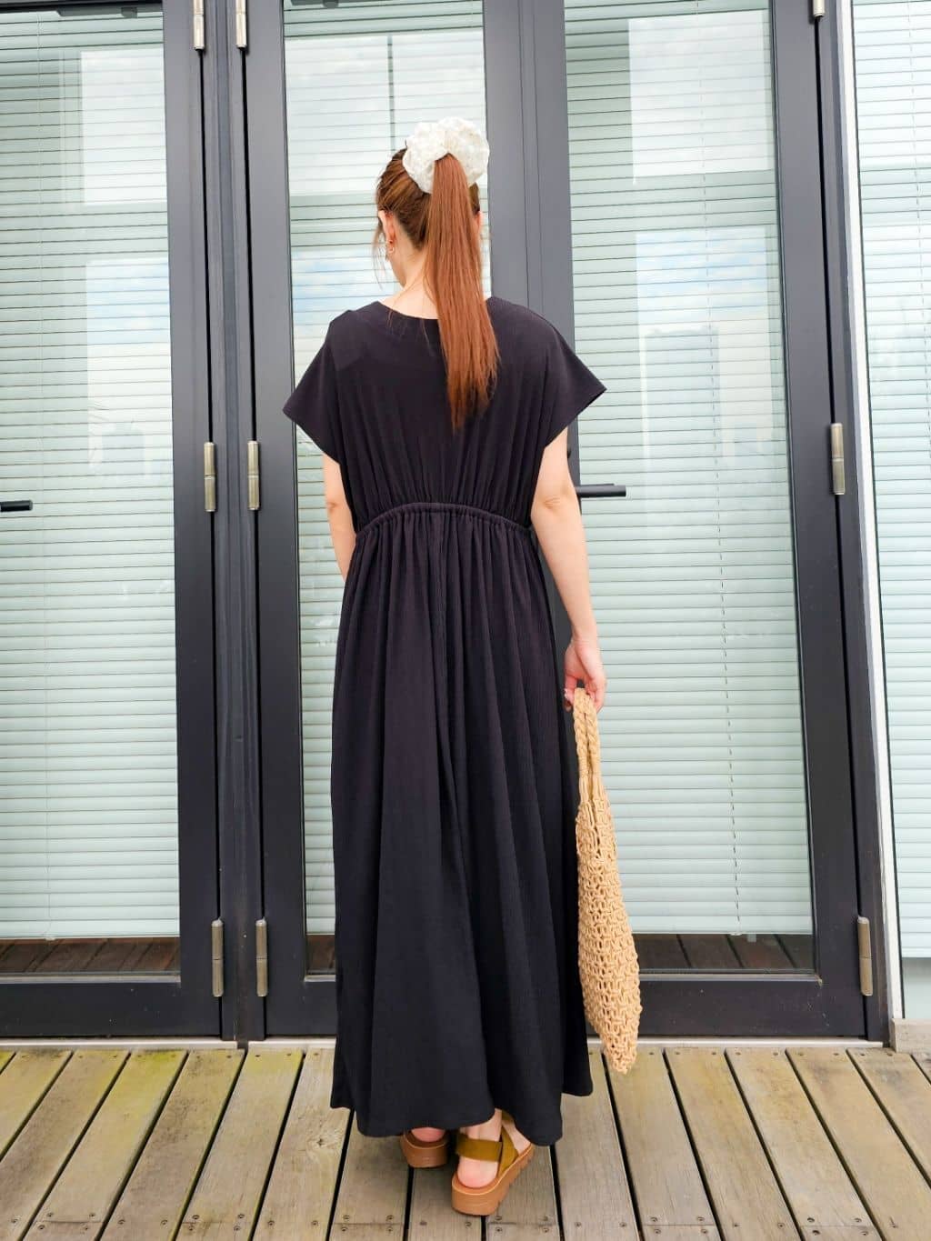 ゆゆさんの「SHOO･LA･RUE｜【前後2WAY】さらりと大人上品に 楊柳フレンチワンピース」を使ったコーディネート