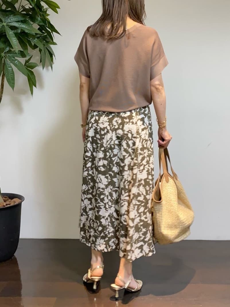 tomoさんの「UNTITLED｜◆ビッグトップネックレス」を使ったコーディネート