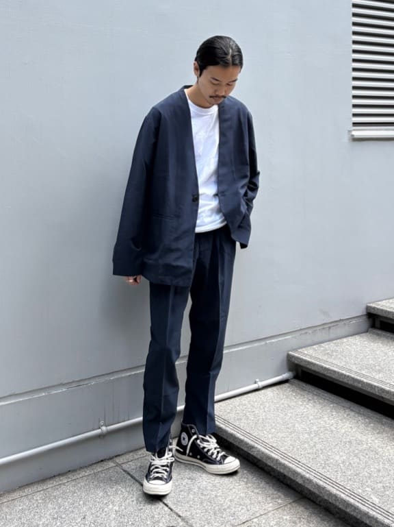 北浦歩大さんの「tk.TAKEO KIKUCHI｜◆【WEB限定 マシンウォッシャブル】機能性エアリードライノーカラーセットアップ/ノーカラージャケッ」を使ったコーディネート