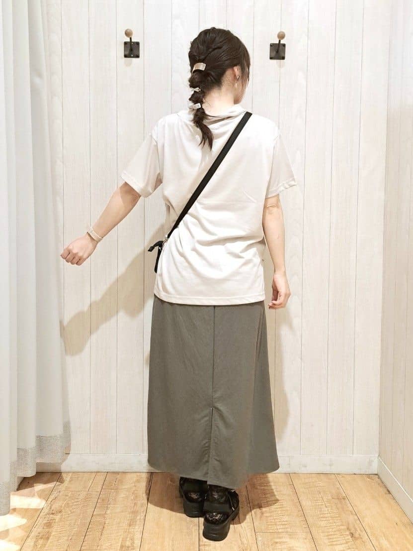 SAKIさんの「SHOO･LA･RUE｜」を使ったコーディネート