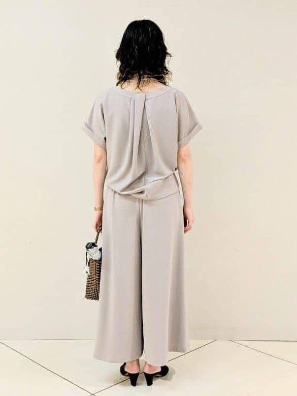 サオリさんの「UNTITLED｜◆【11色展開/コットン100/アンサンブル可能】クルーカーディガン」を使ったコーディネート