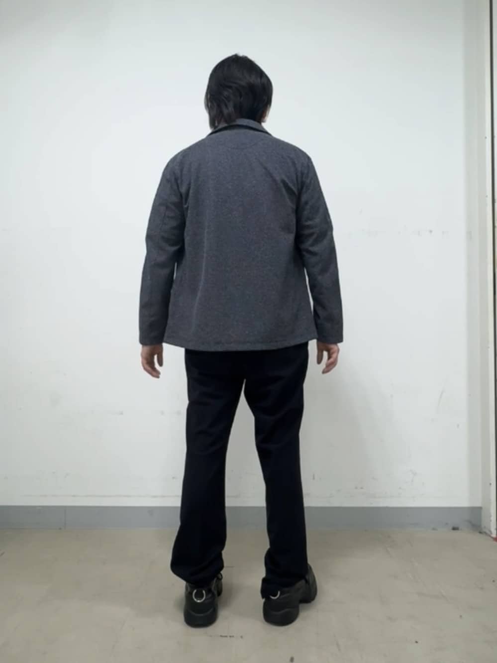 溝端佑太朗さんの「TAKEO KIKUCHI｜【抗菌防臭／9色5サイズ展開】ハニカムメランジ ポロシャツ」を使ったコーディネート