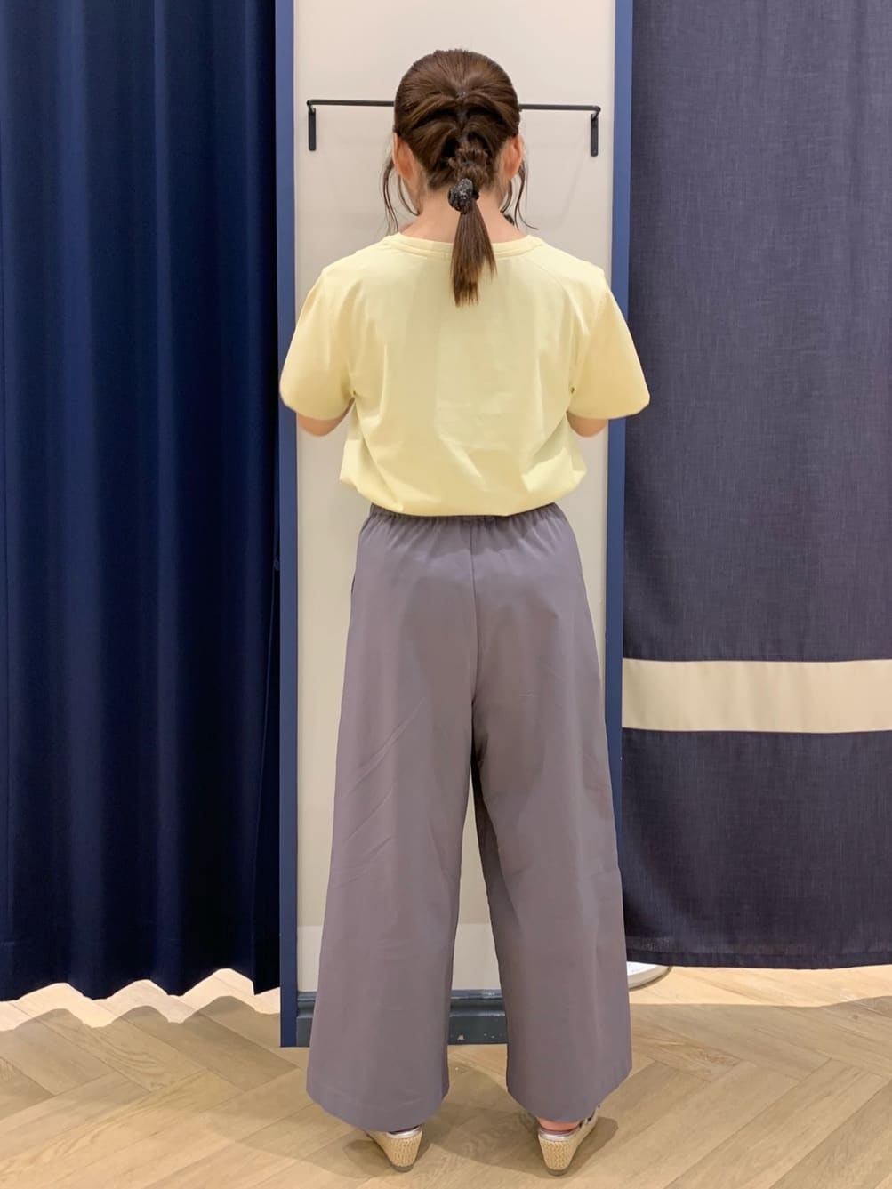 mokaさんの「grove｜サマーハイパーストレッチワイドパンツ」を使ったコーディネート