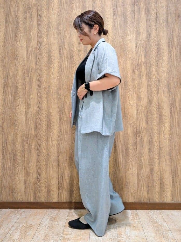 ｍｉｓａｋｉさんの「SHOO･LA･RUE｜◆【洗える/S-LL】色違いで揃えたい テレコリブタンクトップ」を使ったコーディネート