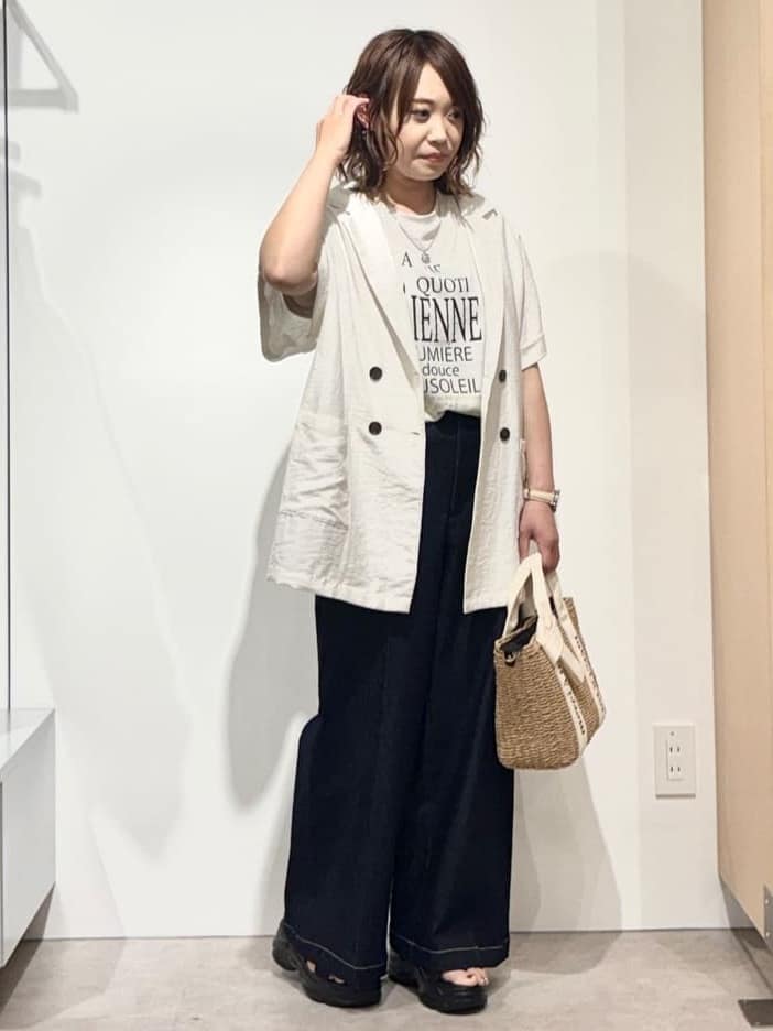 mameさんの「THE SHOP TK｜◆アソートプリントTシャツ【防シワ／接触冷感／UV／洗濯機OK】」を使ったコーディネート