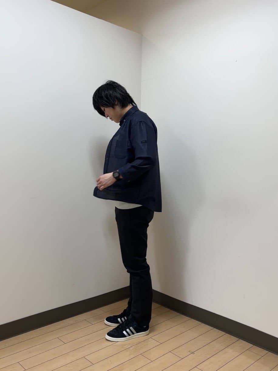 あきやまさんの「TAKEO KIKUCHI｜【抗菌防臭／5サイズ展開】ハイゲージポンチ Tシャツ」を使ったコーディネート
