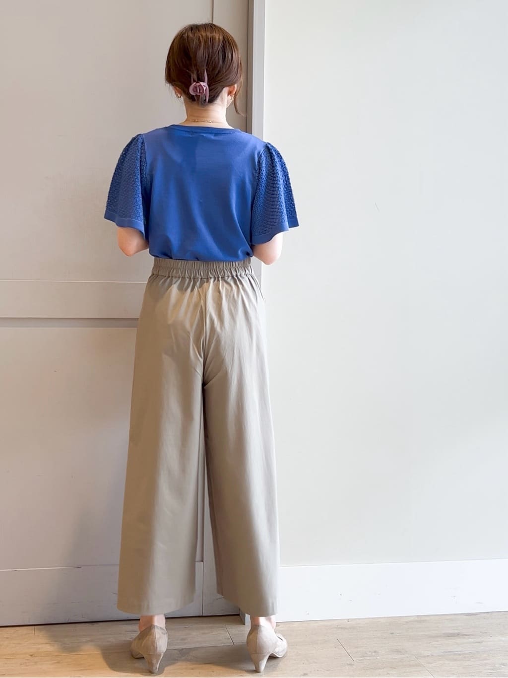 yamakoさんの「grove｜サマーハイパーストレッチワイドパンツ」を使ったコーディネート