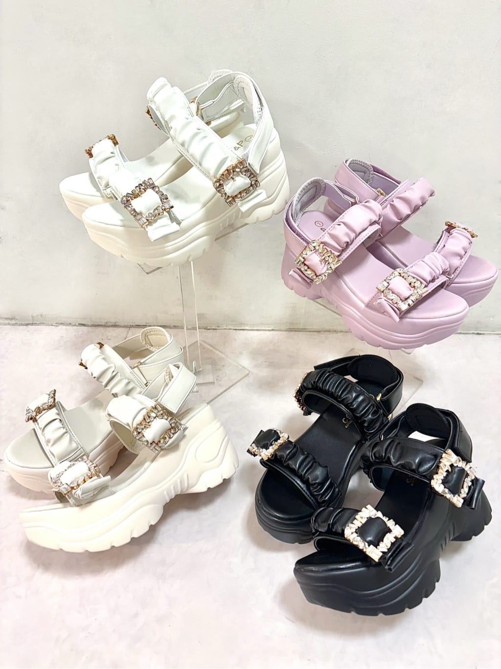 sakiさんの「ESPERANZA｜キルティングバニティ3WAYショルダー」を使ったコーディネート