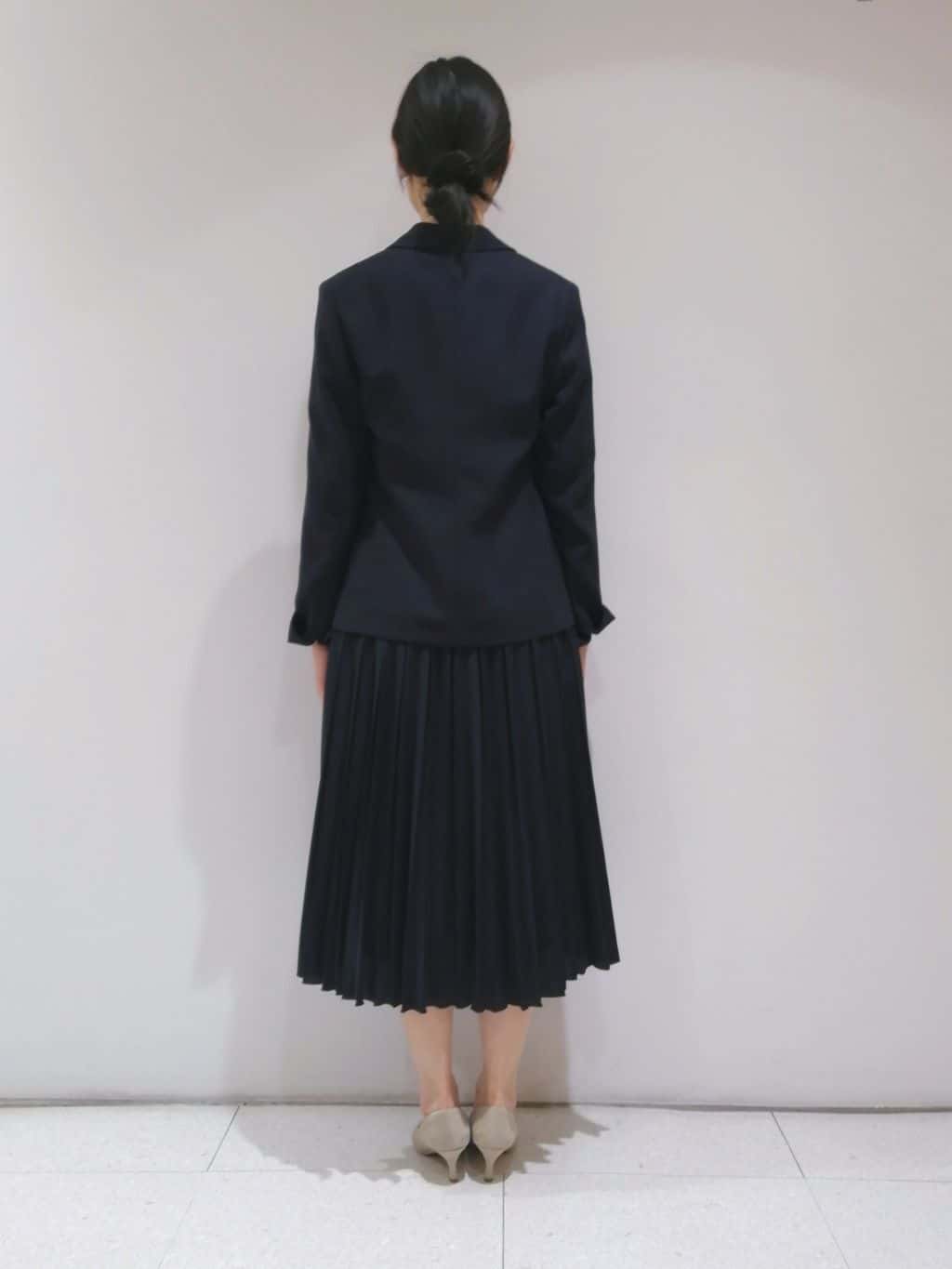 ayanoさんの「INDIVI｜◆【洗える】スタイルUPプリーツワンピース」を使ったコーディネート