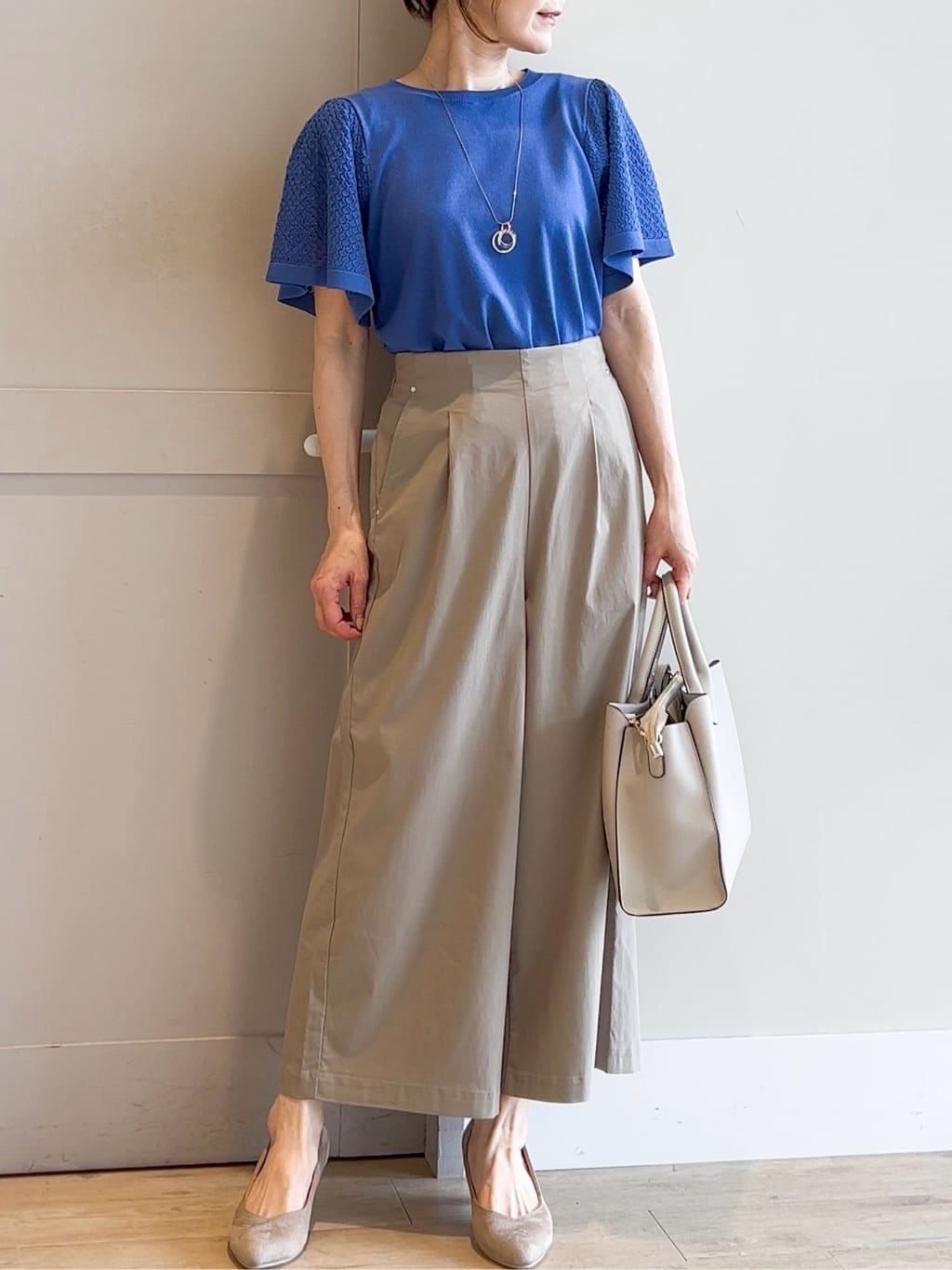 yamakoさんの「grove｜サマーハイパーストレッチワイドパンツ」を使ったコーディネート