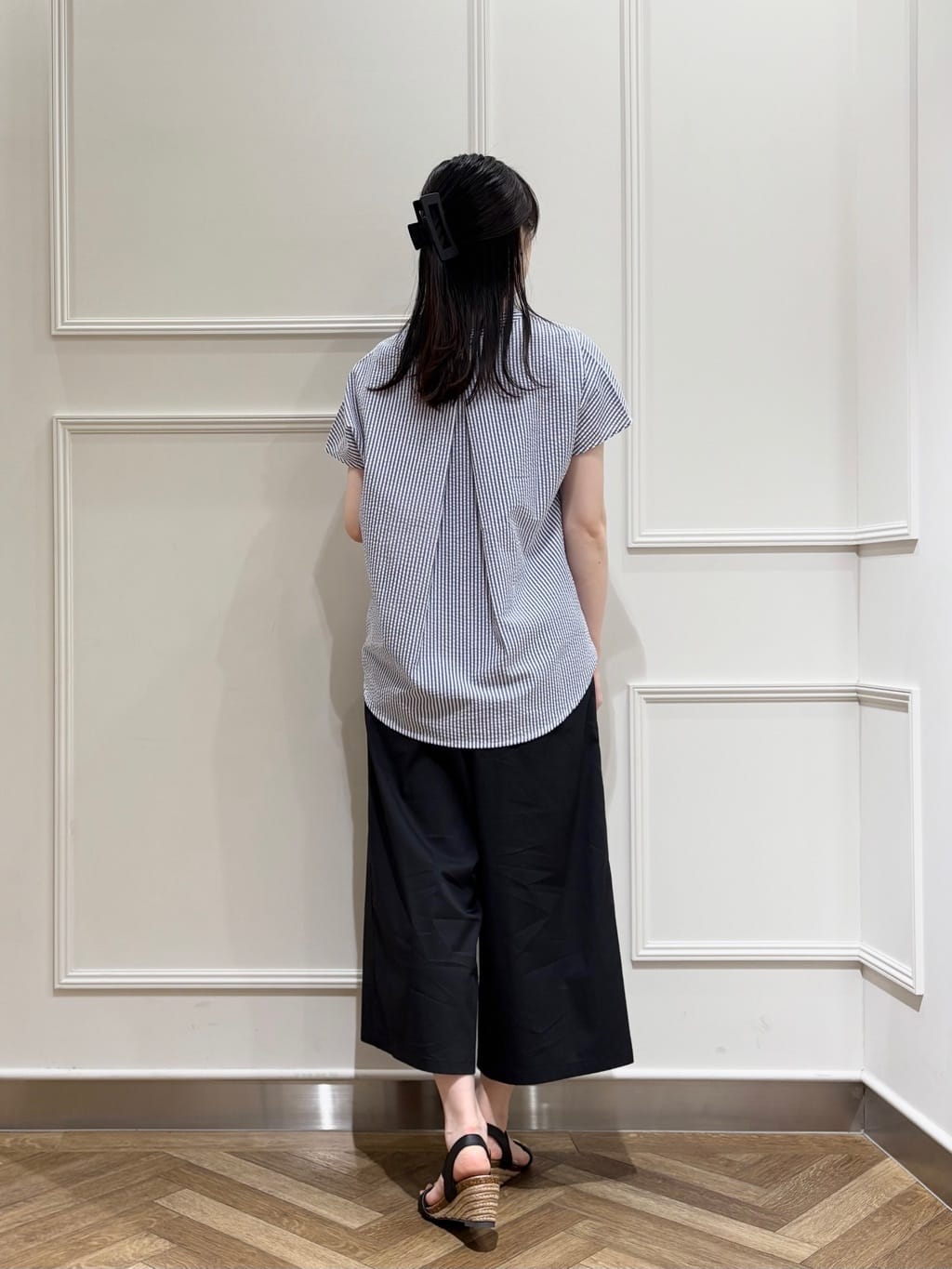 muuさんの「SHOO･LA･RUE｜◆【洗える/S-LL】涼やかで好印象 サッカーブラウス」を使ったコーディネート