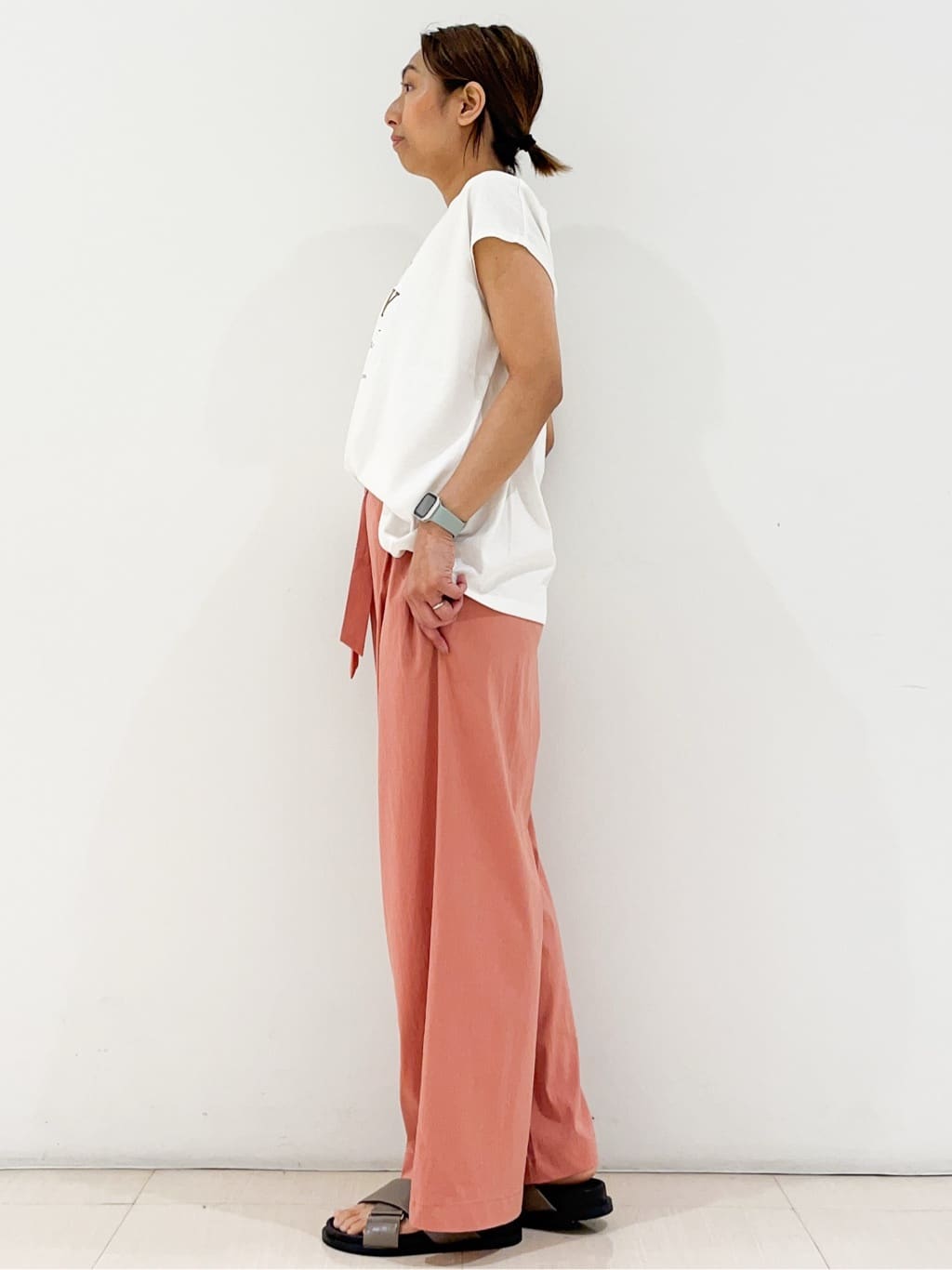 yuuco.さんの「grove｜【Lee&times;grove別注】PRINT　SLEEVELESS T-SHIRTS」を使ったコーディネート