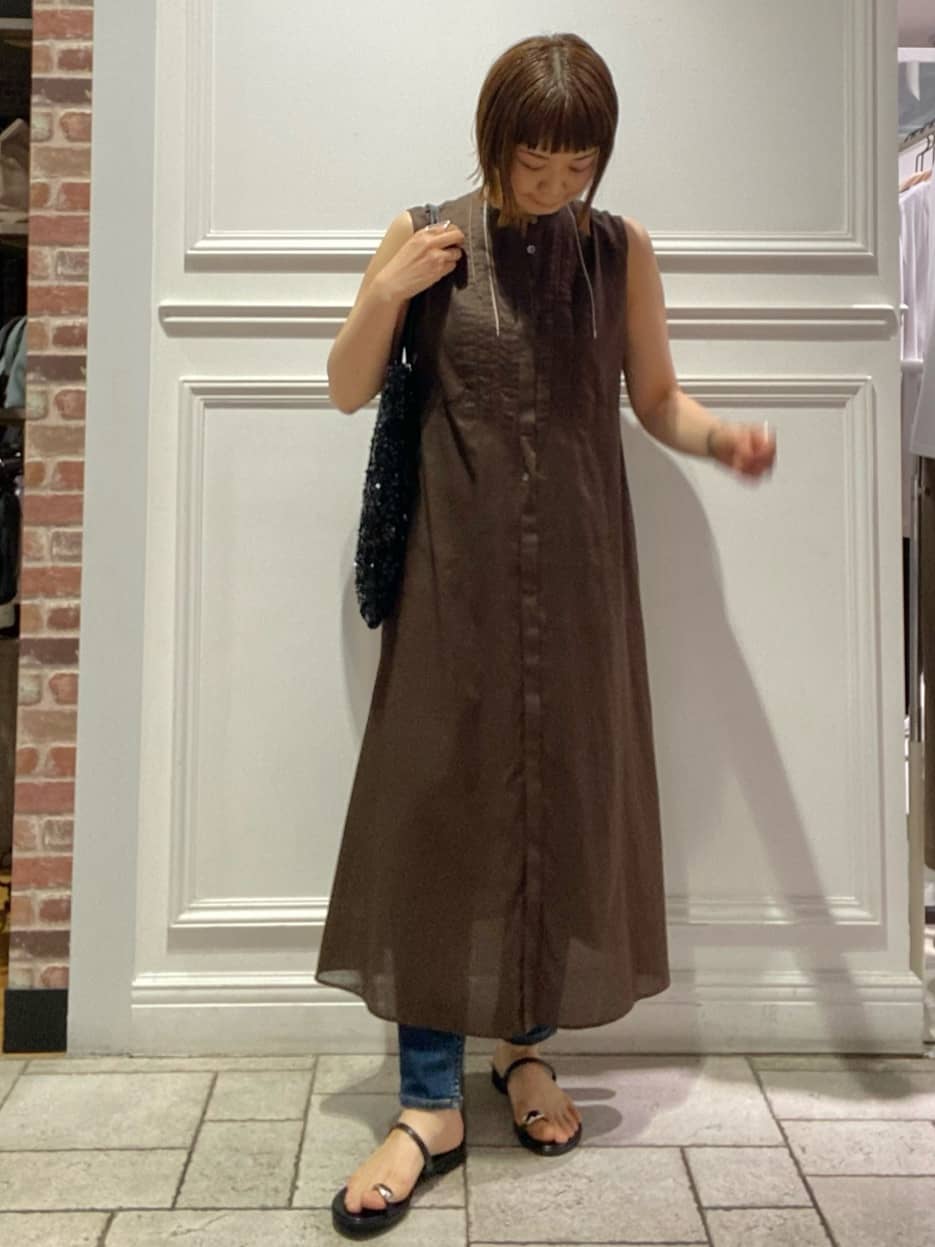 AKKOさんの「UNTITLED｜【Healthy DENIM&times;UNTITLED】別注 R Mrytle（リマートル）テーパードデニム」を使ったコーディネート