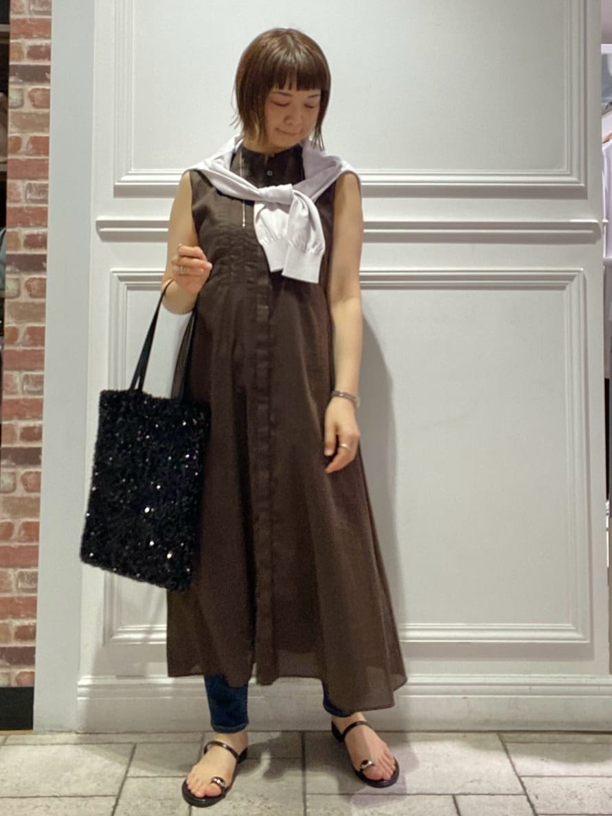 AKKOさんの「UNTITLED｜【Healthy DENIM&times;UNTITLED】別注 R Mrytle（リマートル）テーパードデニム」を使ったコーディネート
