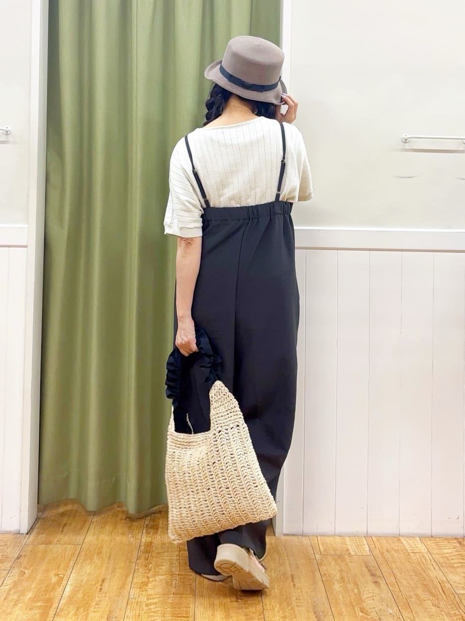 ゆうさんの「SHOO･LA･RUE｜◆【高レビュー】スポーティで上品 大人のためのテープスポサン」を使ったコーディネート