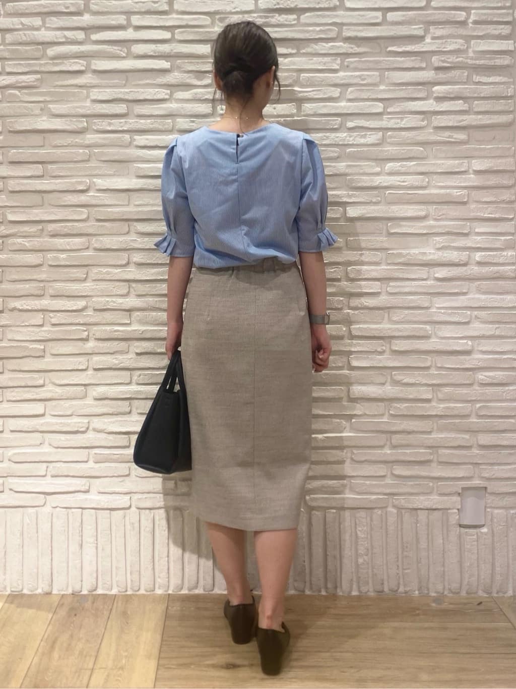 KARENさんの「index｜ストライプジャージタックスリーブトップス【吸水速乾／洗濯機洗い可】」を使ったコーディネート