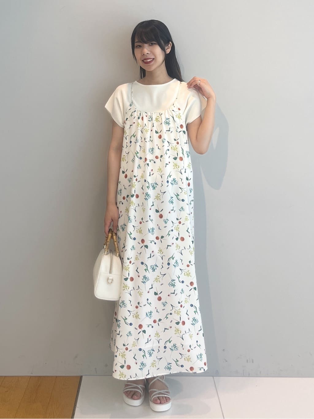 cotaniさんの「grove｜◆【コラボITEM】DILIGENCE PARLOUR キャミワンピース」を使ったコーディネート