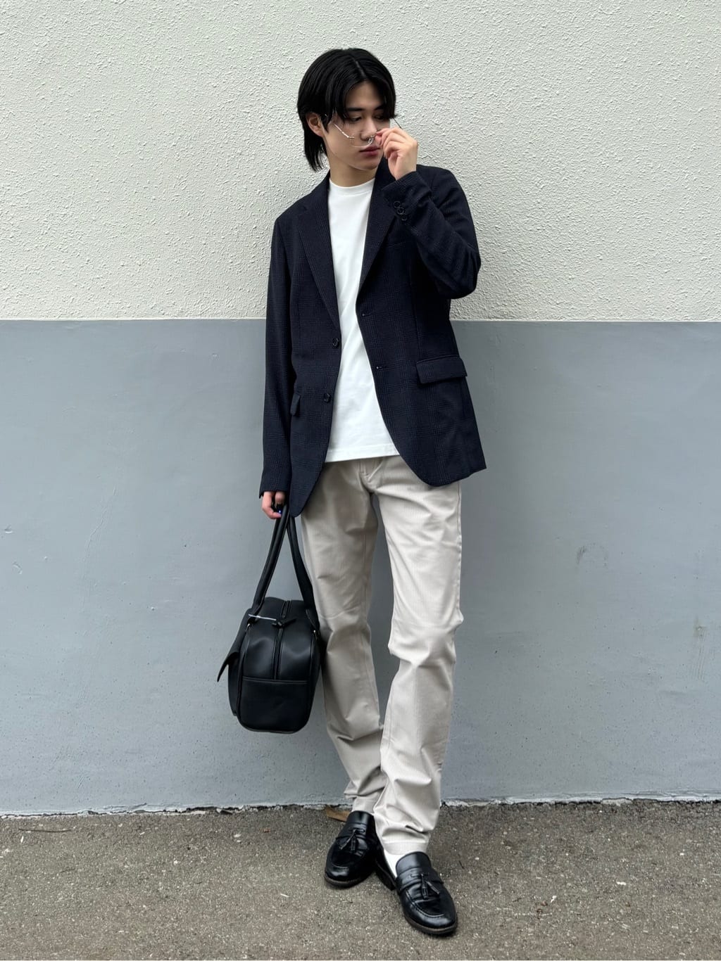 うらしーさんの「THE SHOP TK｜【オールシーズン穿ける！】7DAYSストレッチへリンボンパンツ　ON&hArr;OFF兼用」を使ったコーディネート