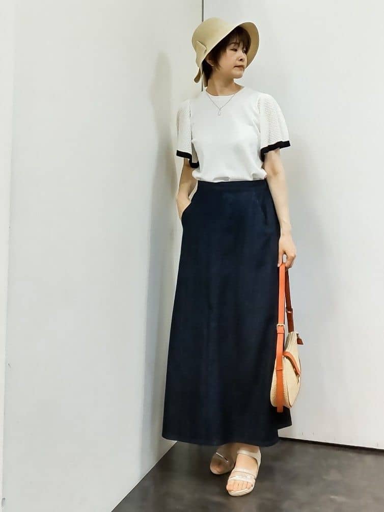 やまちゃんさんの「grove｜【Lee&times;grove別注】3WAY　BUSTIER　SKIRT」を使ったコーディネート