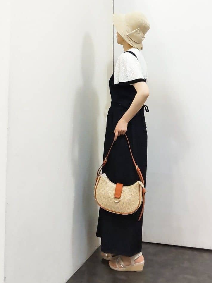 やまちゃんさんの「grove｜【Lee&times;grove別注】3WAY　BUSTIER　SKIRT」を使ったコーディネート