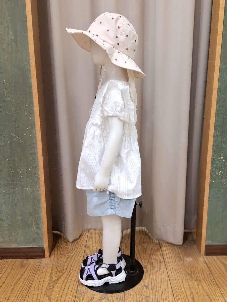 haruさんの「SHOO･LA･RUE｜【100-120cm】コットンフリルブラウス」を使ったコーディネート