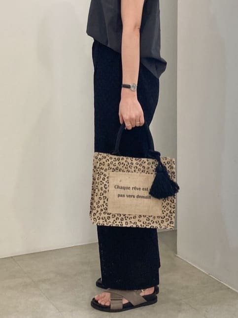 kanakoさんの「grove｜【Lee&times;grove別注】PRINT　SLEEVELESS T-SHIRTS」を使ったコーディネート