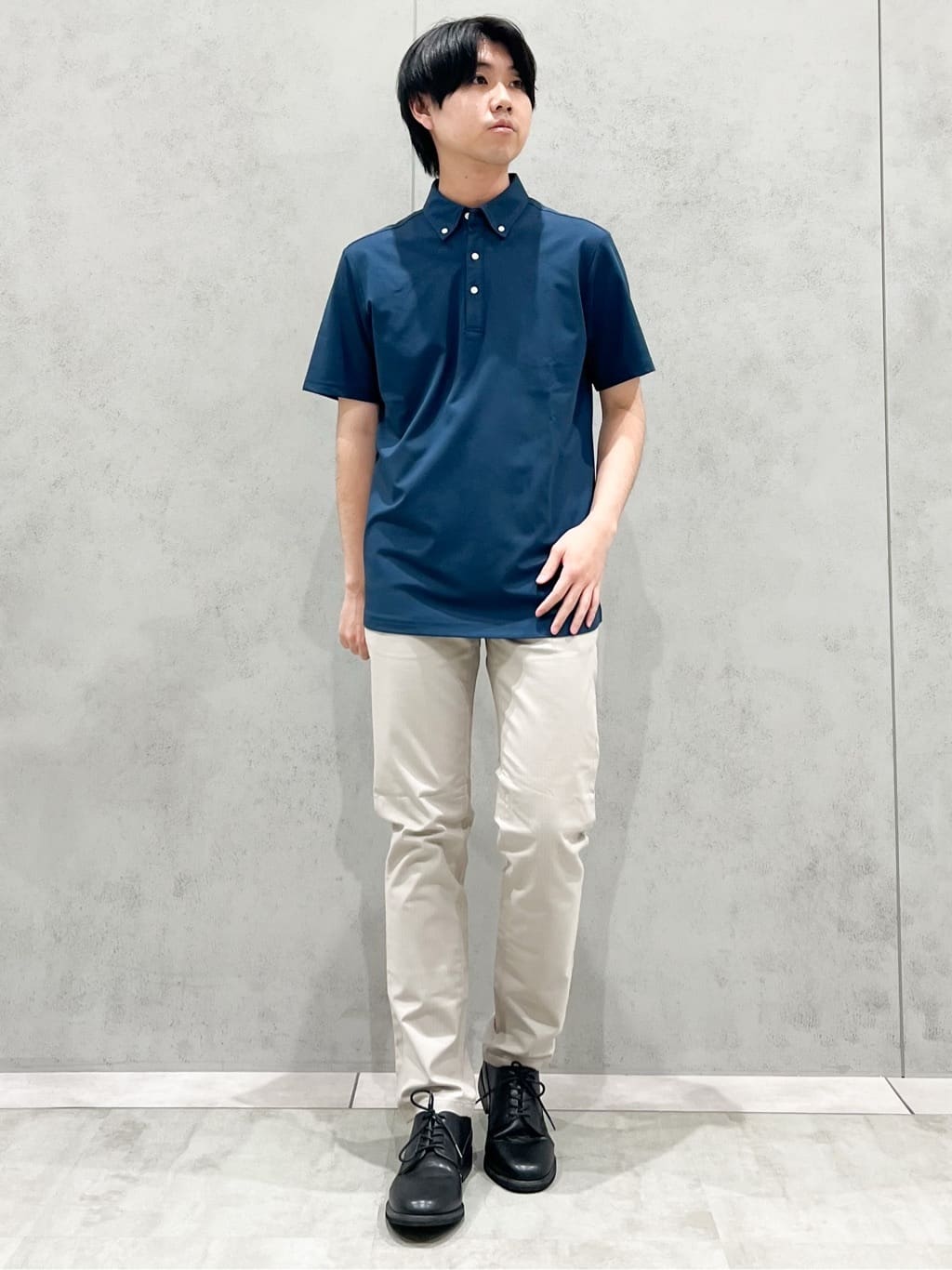 SHI-MAさんの「THE SHOP TK｜【オールシーズン穿ける！】7DAYSストレッチへリンボンパンツ　ON&hArr;OFF兼用」を使ったコーディネート