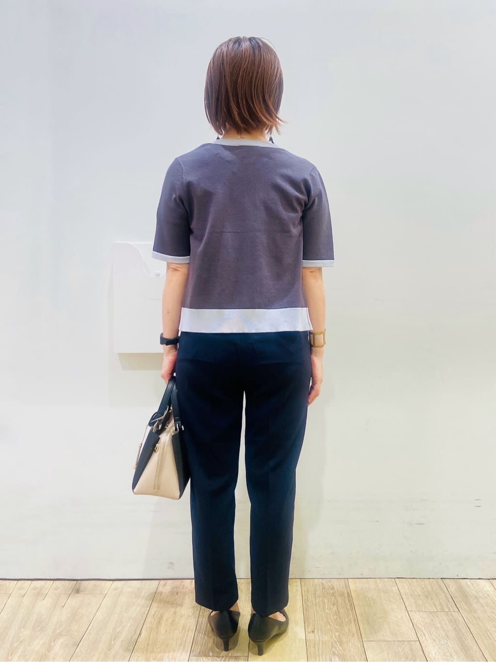 YUKOさんの「index｜ストレッチテーパードパンツ【洗濯機洗い可／吸水速乾／防シワ】」を使ったコーディネート