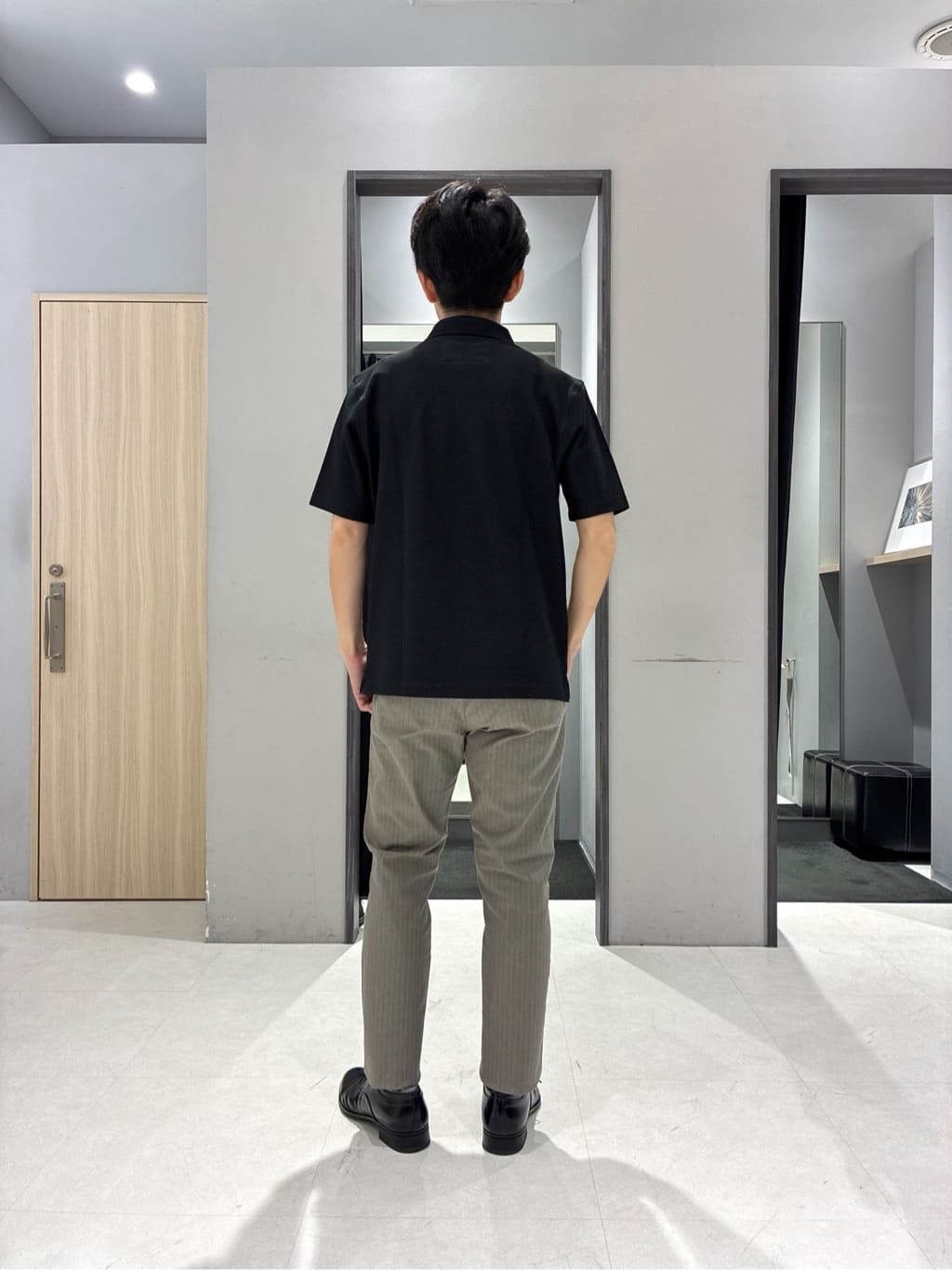 わいずみさんの「TAKEO KIKUCHI｜【抗菌防臭】COOL DOTS（R）ドビープリント ジャケット」を使ったコーディネート