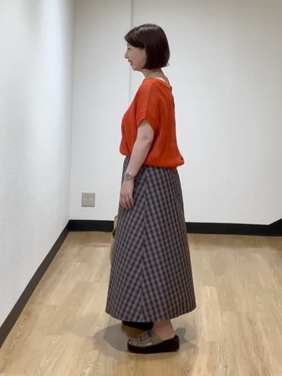 MIKIKOさんの「UNTITLED｜◆【後ろウエストゴム/洗える】ギンガムチェックAラインスカート」を使ったコーディネート